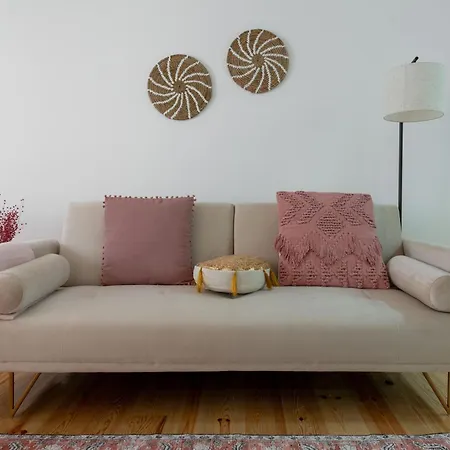 Cozy Bohemian Flat- Berry דירה *