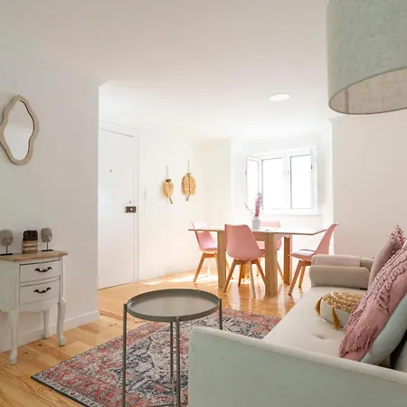 Cozy Bohemian Flat- Berry Lägenhet