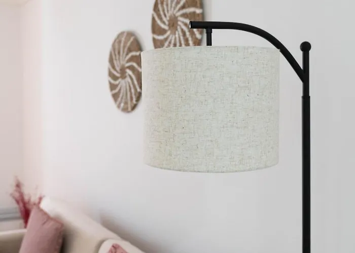 Cozy Bohemian Flat- Berry *